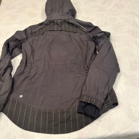 Lululemon spring forward jacket black size 8 women - Picture 4 of 6